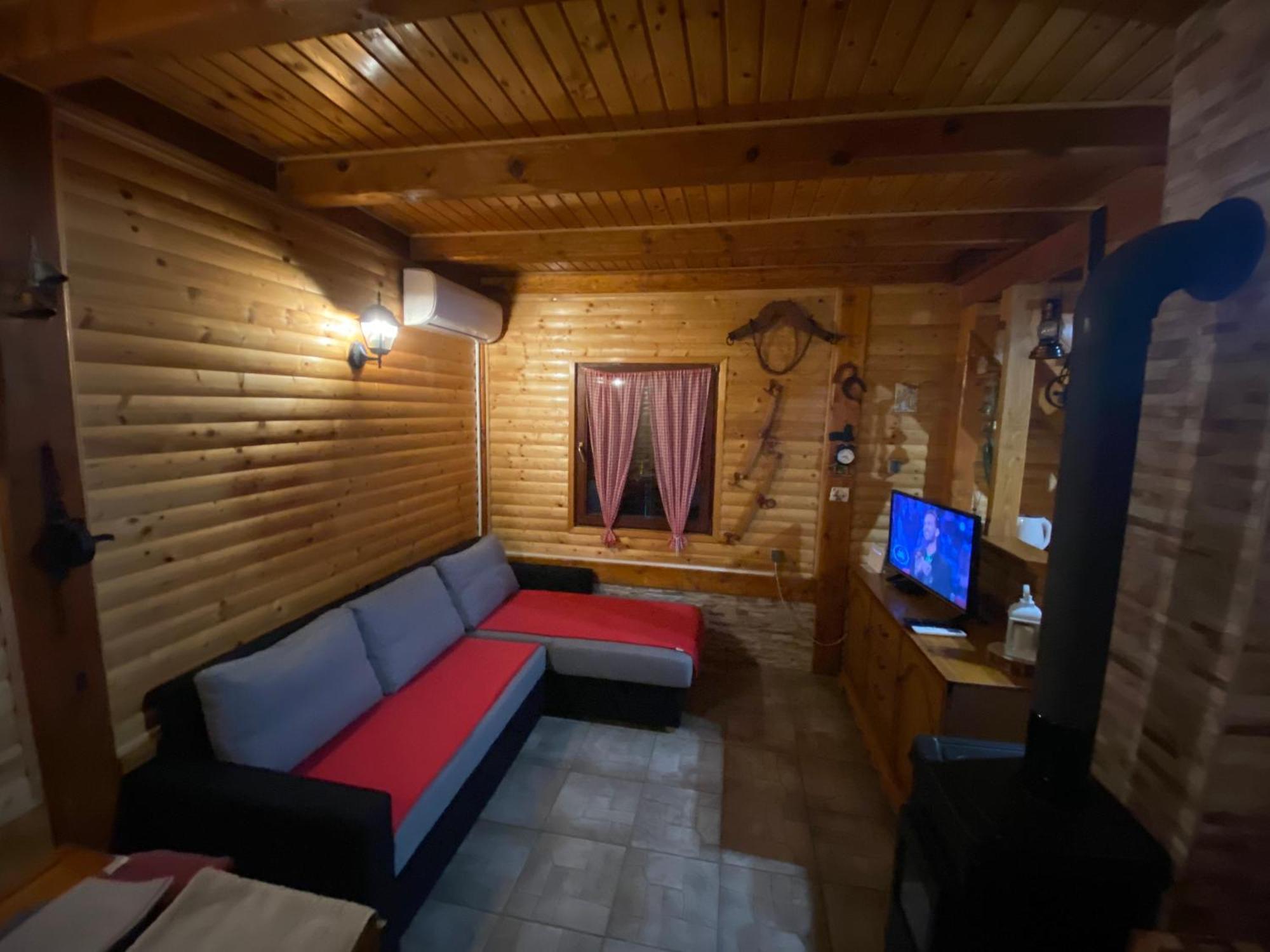 Villa Kuca Za Odmor "Med Strmci" Zlobin Exterior foto